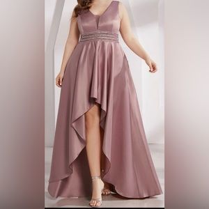 Plus size dress